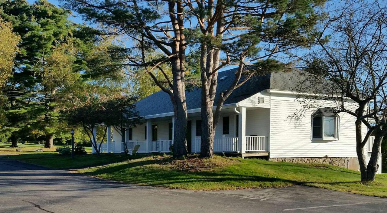 Windrifter Resort Wolfeboro Εξωτερικό φωτογραφία